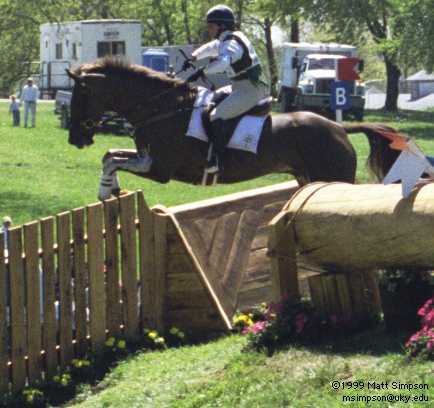 image/332.jpg, 434 x 408, 24.4K, Lauren Hart