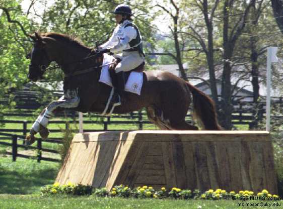 image/333.jpg, 562 x 416, 34K, Lauren Hart